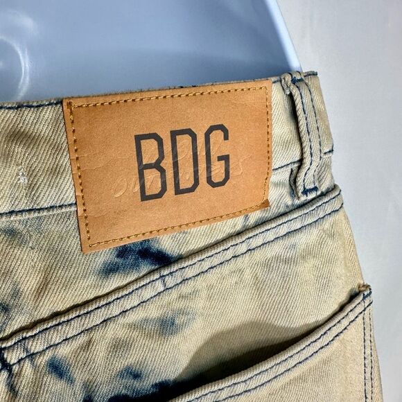 Urban Outfitters Bleach Tie Dye BDG High & Wide Jeans NWT Size 26 - Picture 10 of 16